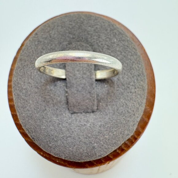 VTG Solid Sterling Silver 925 Half Round Wedding Band 2.5mm Ring Size 8 - Picture 1 of 11